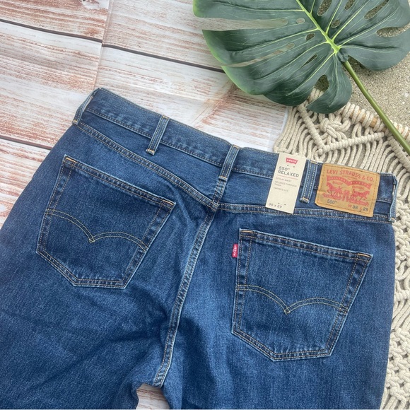 New Men’s Levi’s Jeans Size 38- 550 Relaxed - Picture 7 of 7